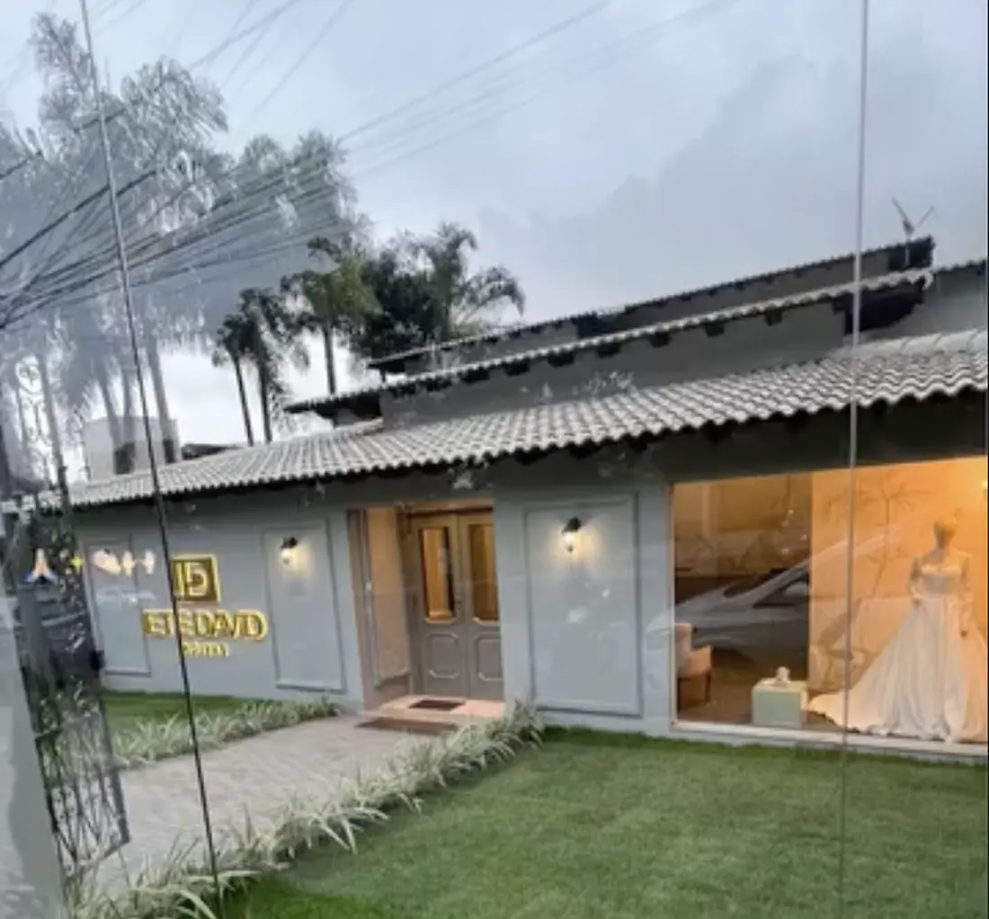 Fachada da loja Iete David Noivas